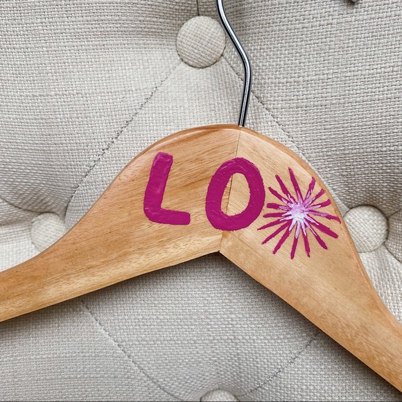 FREE WITH $40 PURCHASE PERSONALIZED HANGERS - Picture 5 of 7